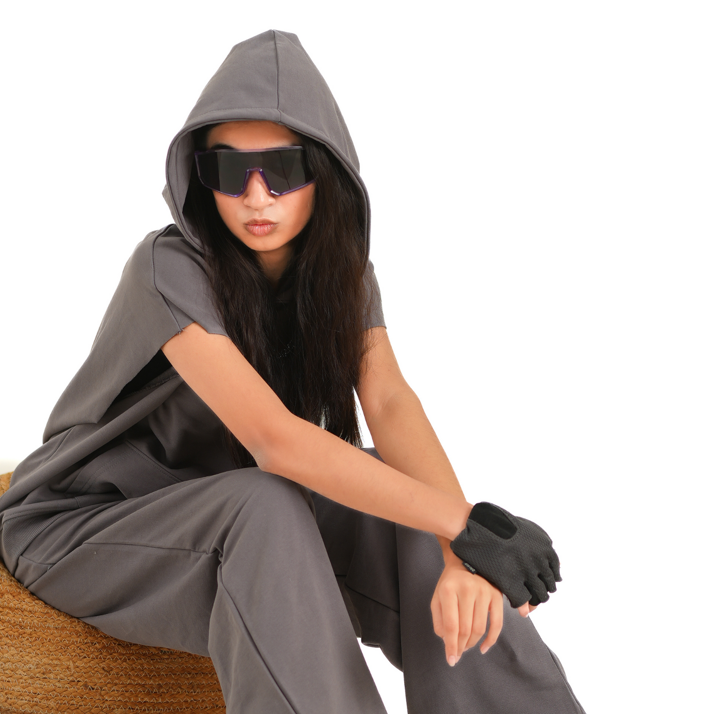 SMOKE GREY SLEEVELESS HOODIE